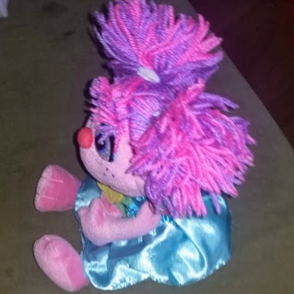 Sesame Street | MUPPETS | ABBY CADABBY | 10"  PLUSH Fairy Doll w/Flower for KIDS - Picture 2 of 4